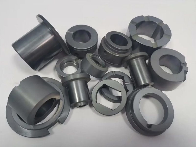 High-strength silicon nitride ceramic components are applied in industry